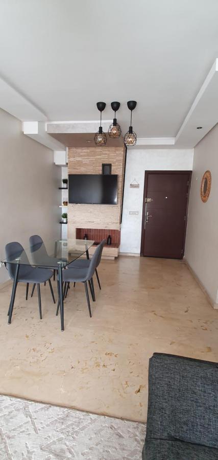 Apartment Chaleureux A 1 Min A Pied De La Mosquee Hassan Ii Casablanca